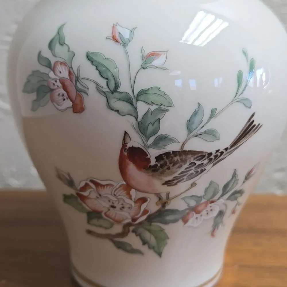 LENOX SERENADE VASE, VINTAGE